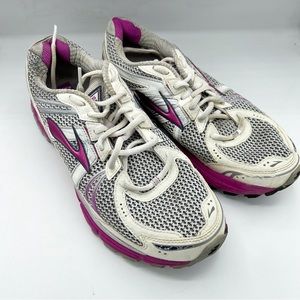 BROOKS MIS-MATCHED SIZE GTS-12 RUNNING SHOES LEFT SIZE 10 RIGHT SIZE 12 WOMENS